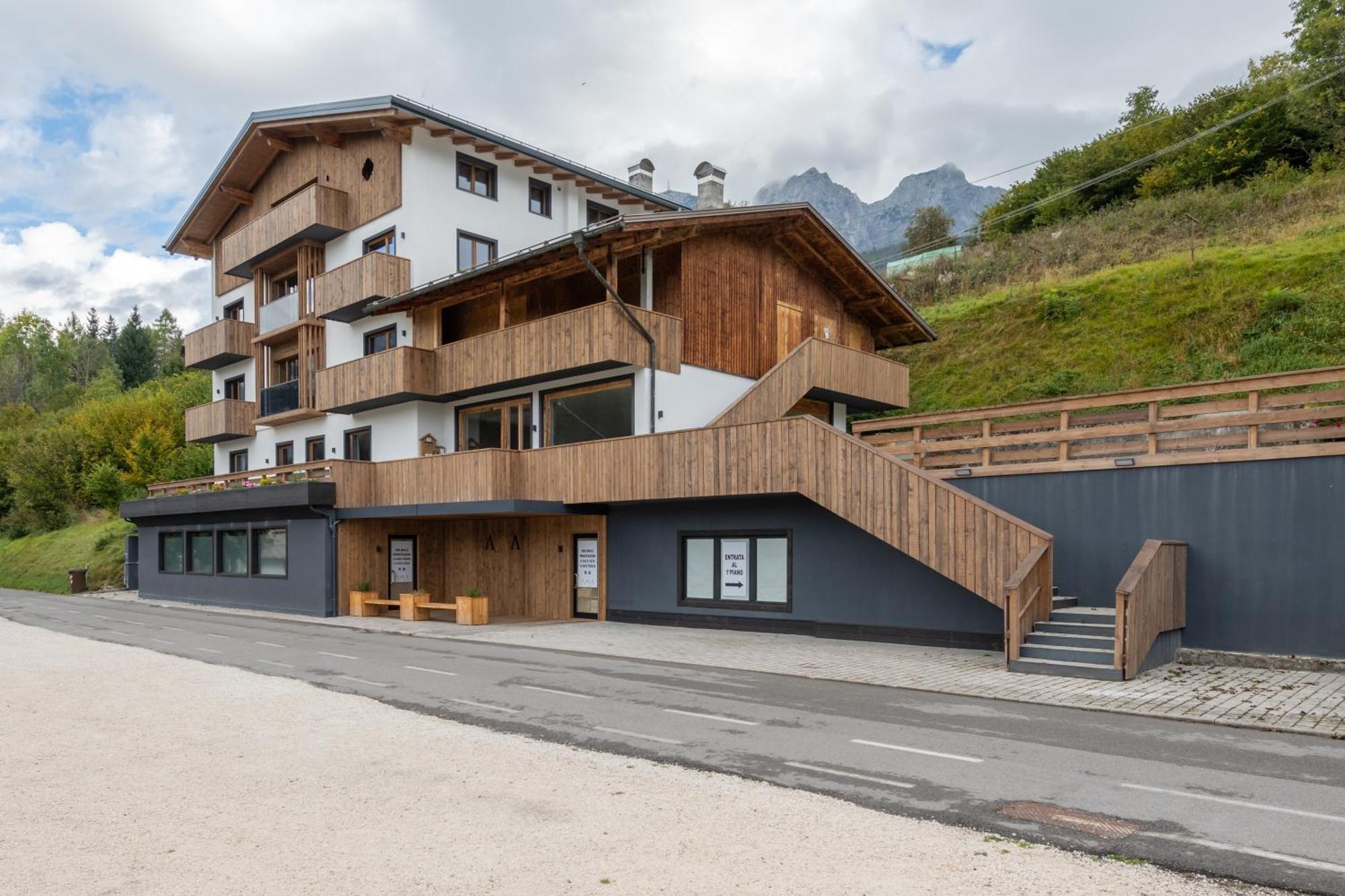 Ama Dolomiti Aparthotel Vigo di Cadore Exterior photo